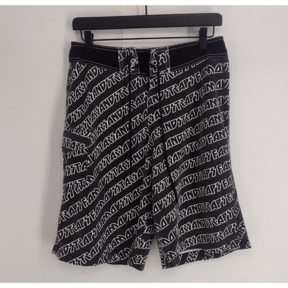 Y2K Famous Stars And Straps All Over Print Black White Board Shorts Mens 30 - Picture 1 of 6